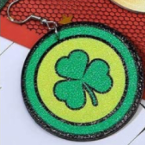 Shamrock St Patrick’s Day Earrings - Picture 5 of 9